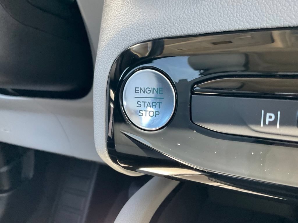 Certified 2024 Ford Escape SE w/ PHEV Premium Package FWD image 20