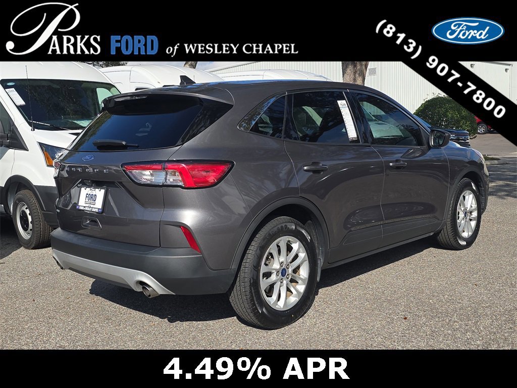 Certified 2022 Ford Escape SE image 3