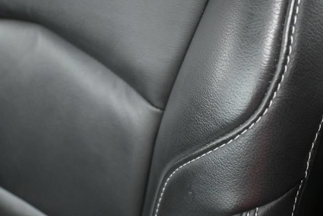 Used 2024 Cadillac XT4 Premium Luxury FWD image 12