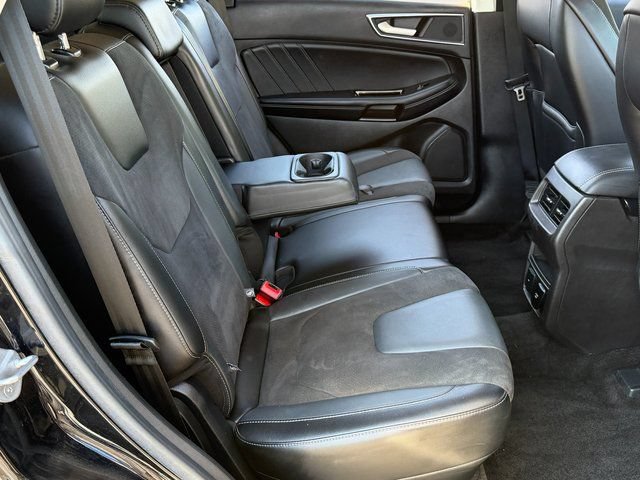 Certified 2018 Ford Edge Sport w/ Technology Package AWD/4WD image 32