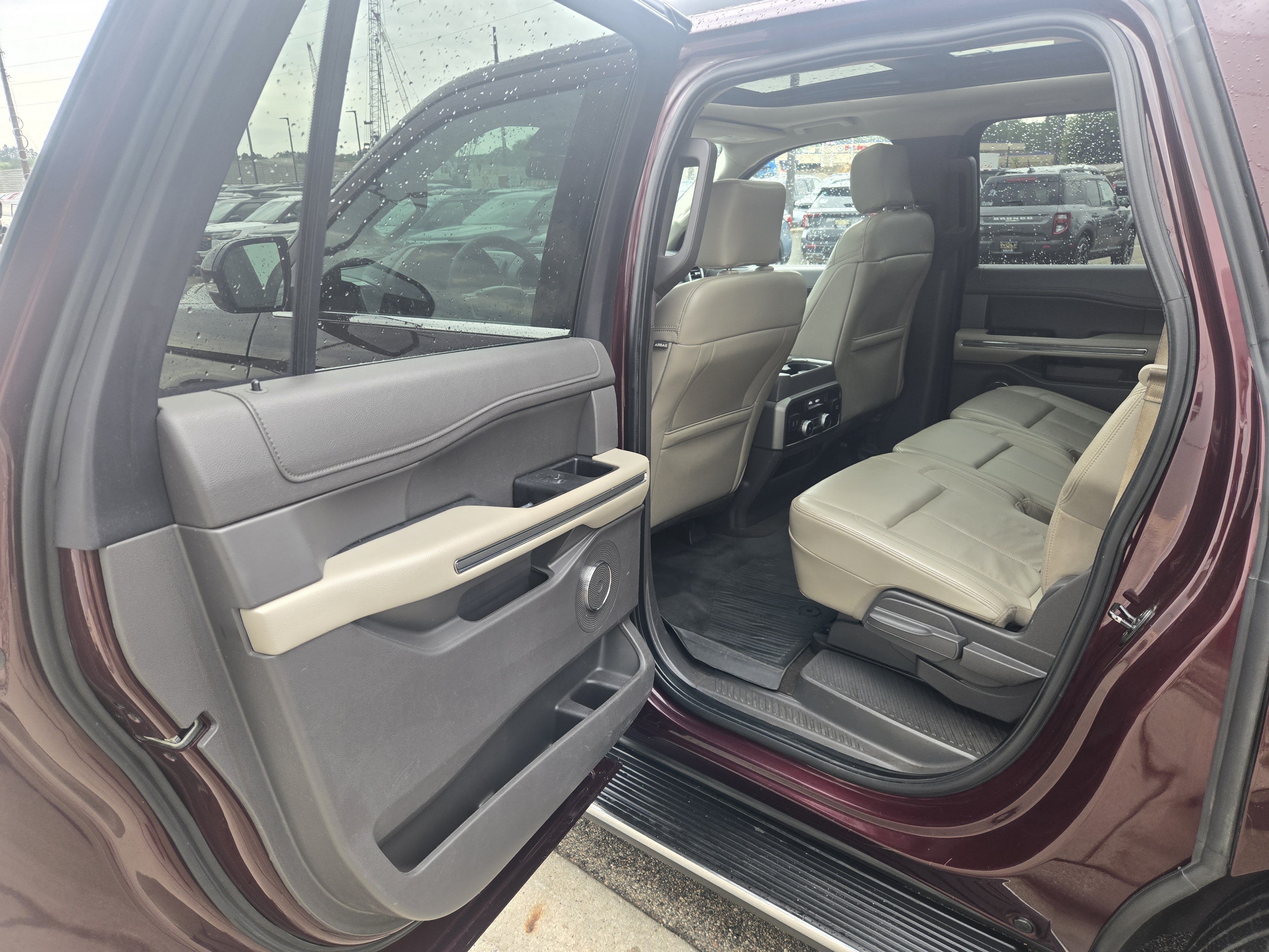 Certified 2020 Ford Expedition Max XLT w/ Equipment Group 202A AWD/4WD image 12