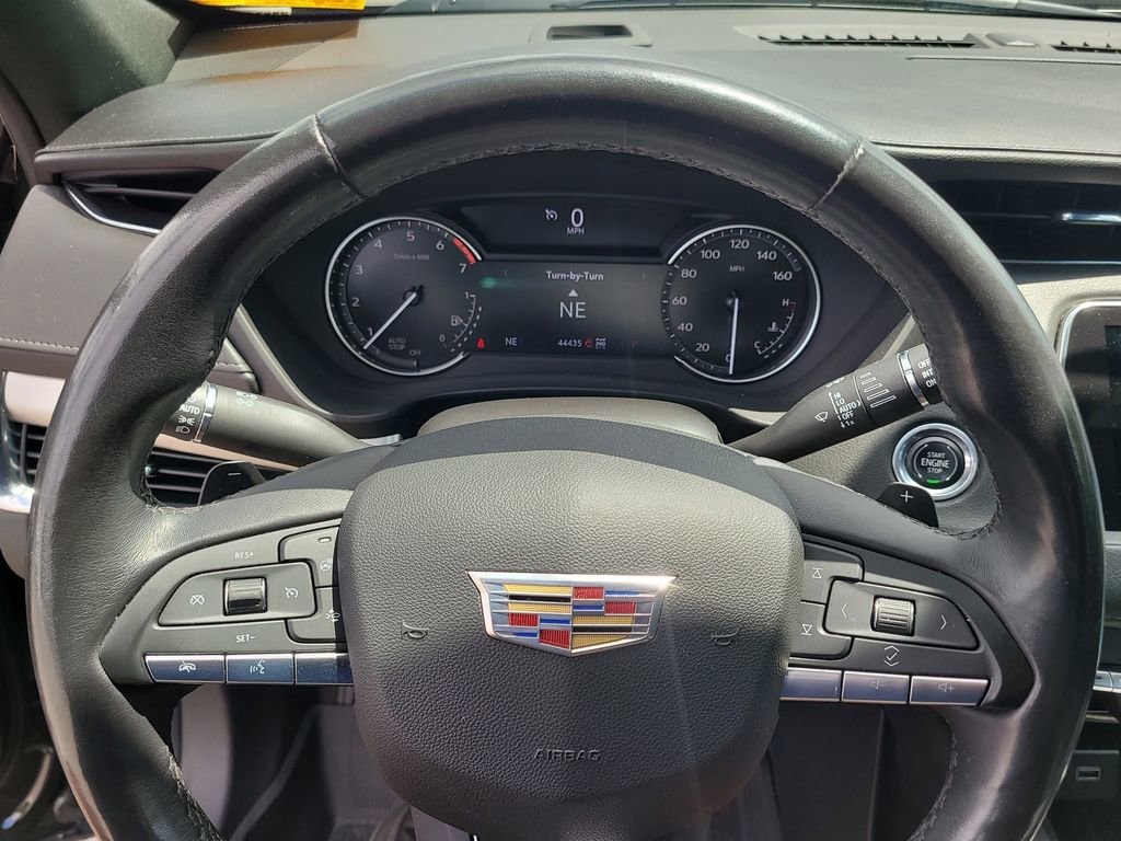Used 2023 Cadillac XT4 Premium Luxury w/ Cold Weather Package AWD/4WD image 29