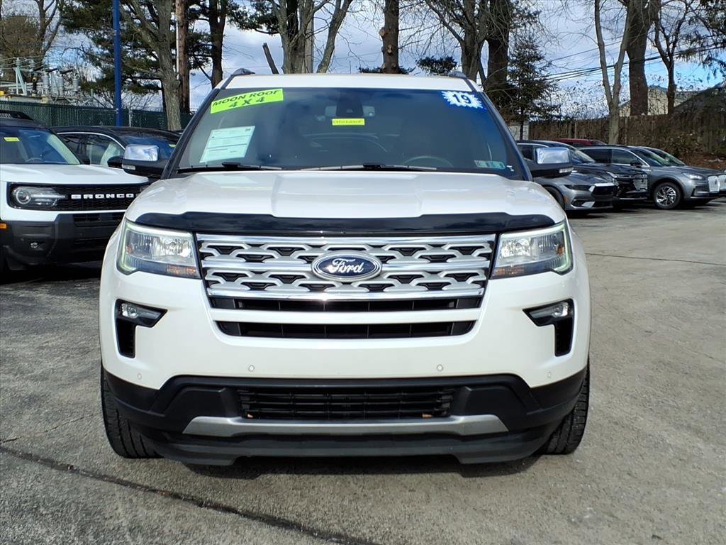 Certified 2019 Ford Explorer XLT w/ Equipment Group 202A image 8
