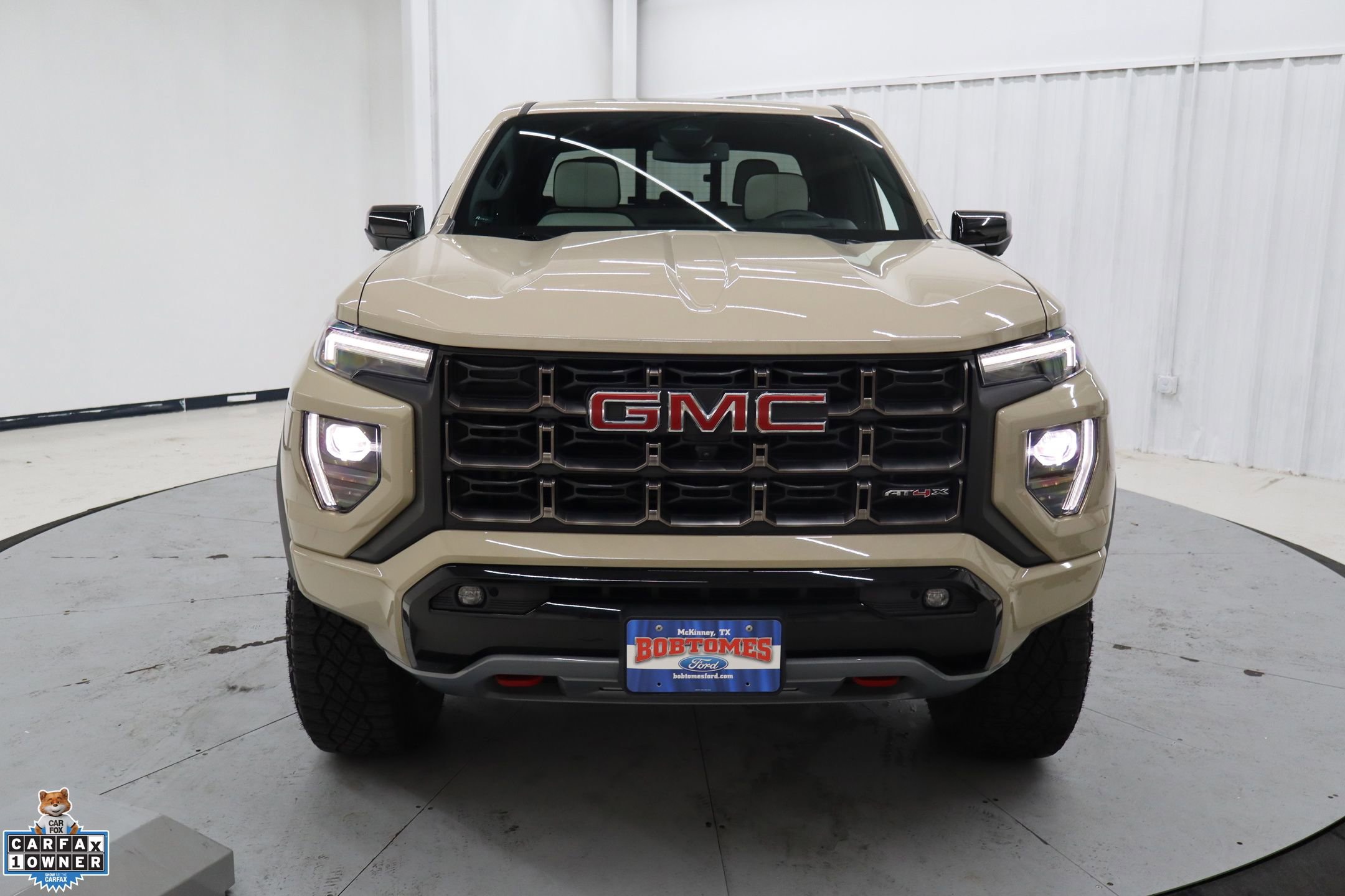 Used 2024 GMC Canyon AT4X image 10