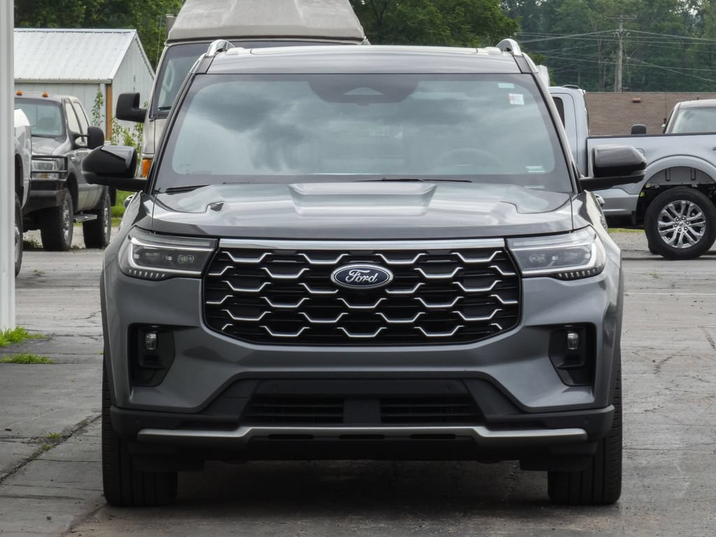 Certified 2025 Ford Explorer Platinum w/ Ultimate Package AWD/4WD image 5