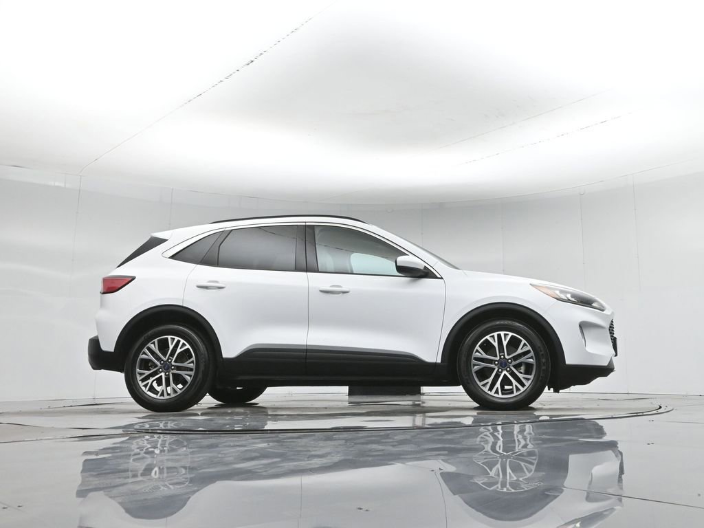 Certified 2020 Ford Escape SEL image 46