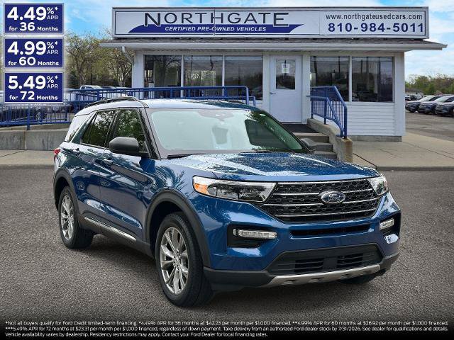 Certified 2023 Ford Explorer XLT w/ Equipment Group 202A AWD/4WD image 1