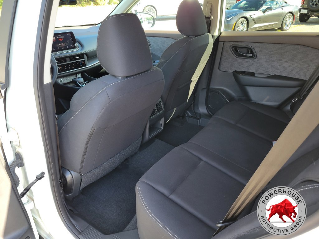 Used 2023 Nissan Rogue S AWD/4WD image 15