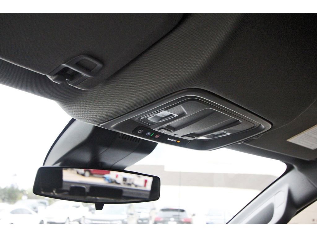 Used 2024 Chevrolet Silverado 1500 Custom image 23