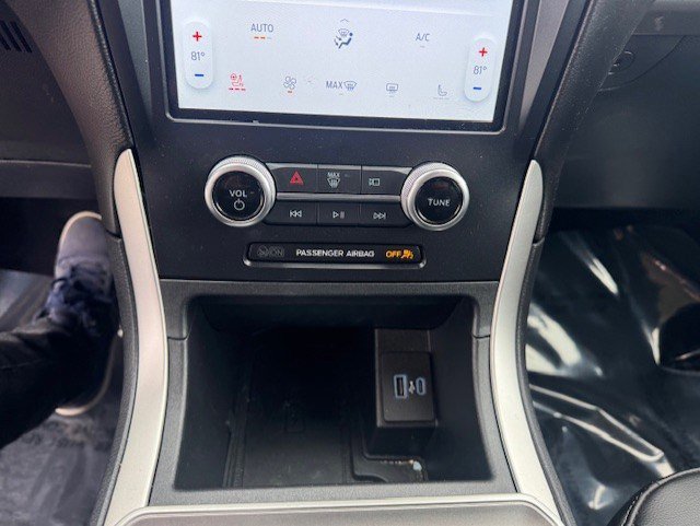 Certified 2024 Ford Edge SEL w/ Convenience Package image 18