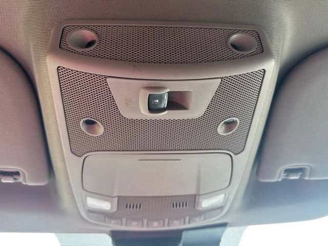 Certified 2019 Ford F150 Lariat w/ Equipment Group 502A Luxury AWD/4WD image 24