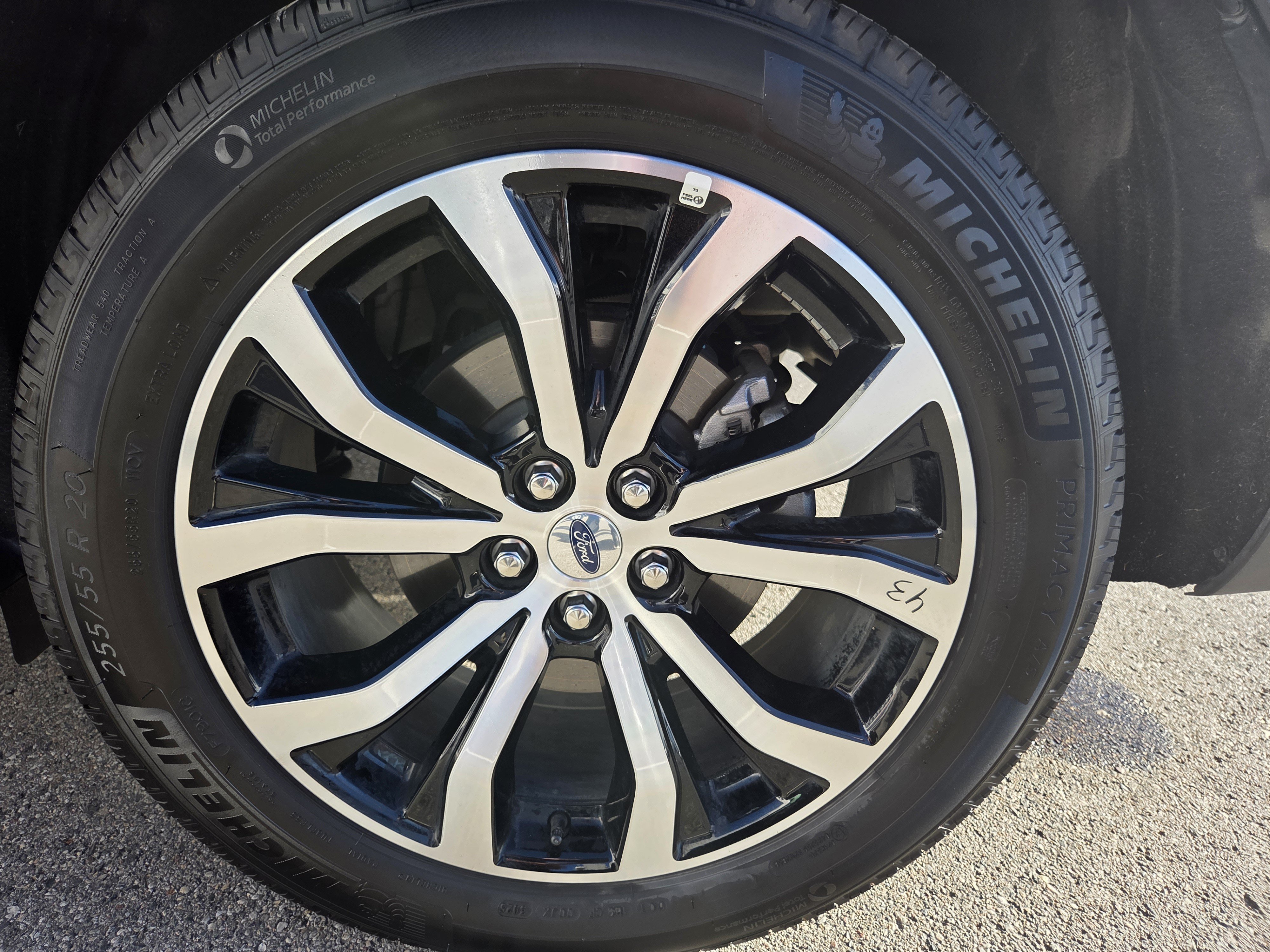 Certified 2025 Ford Explorer ST-Line AWD/4WD image 10