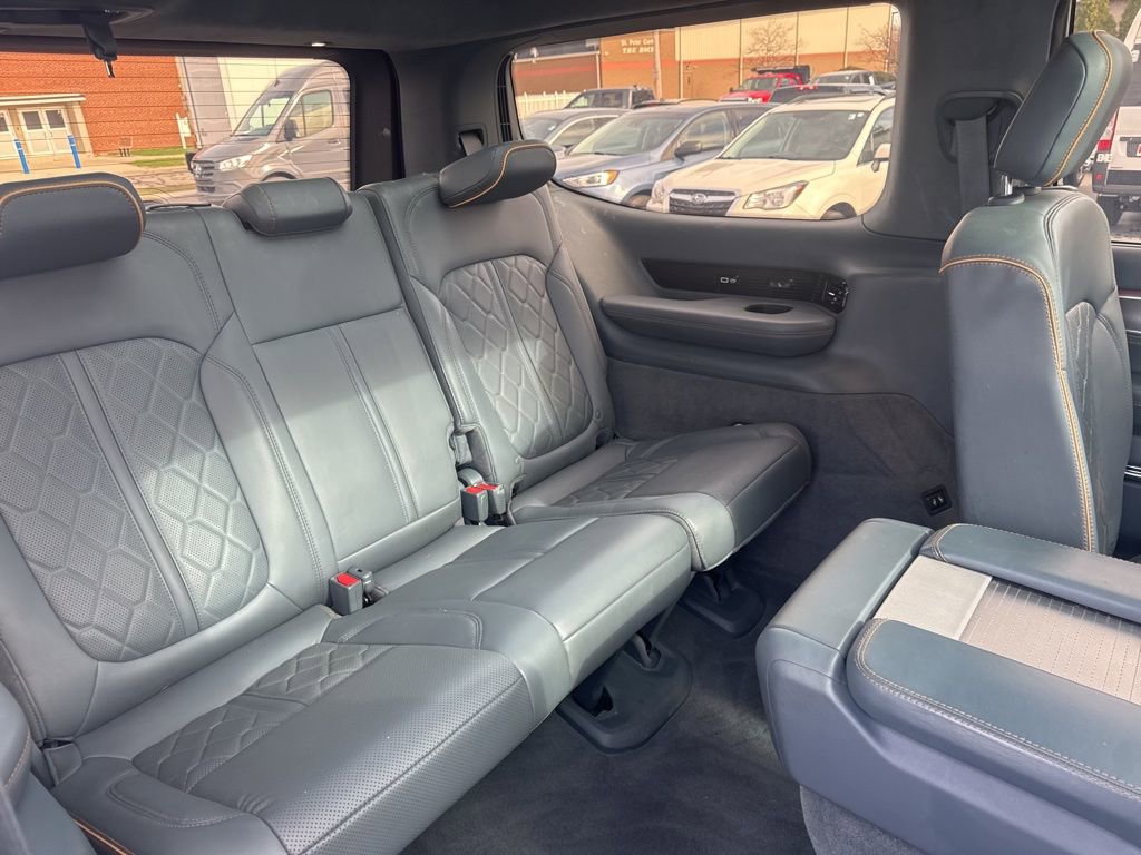 Used 2022 Jeep Grand Wagoneer Series III w/ Rear Seat Video Group 1 image 47