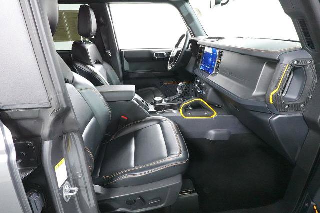 Certified 2024 Ford Bronco Badlands w/ Sasquatch Package AWD/4WD image 30