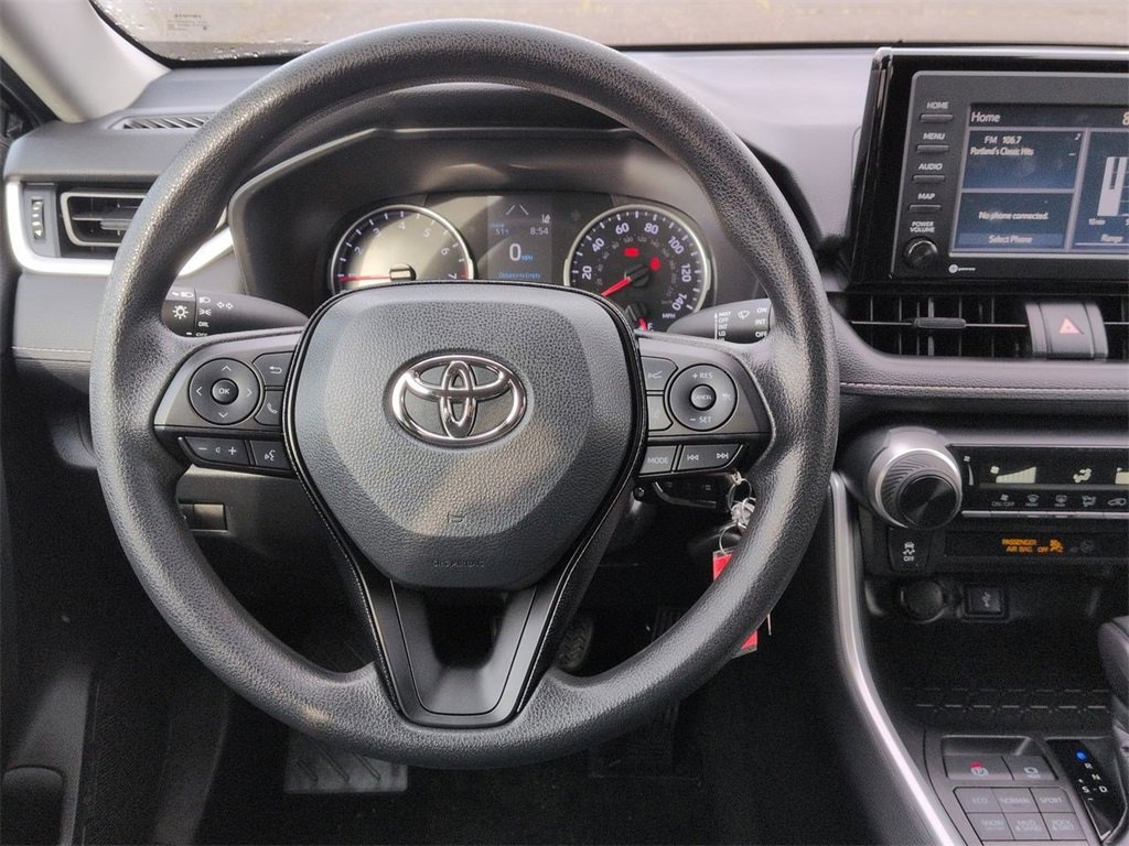 Used 2021 Toyota RAV4 LE image 13