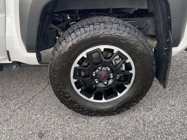 Used 2024 Toyota Tacoma TRD Off-Road AWD/4WD image 9