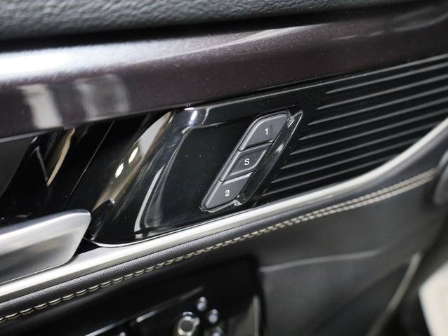 Used 2024 Jeep Wagoneer 4WD w/ Premium Group I image 24