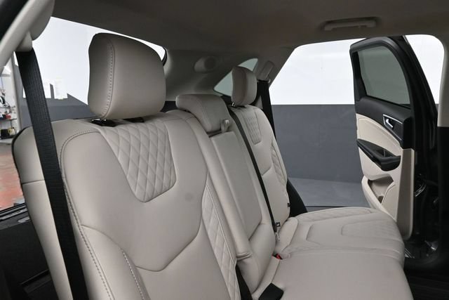 Certified 2024 Ford Edge Titanium AWD/4WD image 25