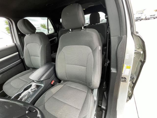 Certified 2017 Ford Explorer XLT AWD/4WD image 18