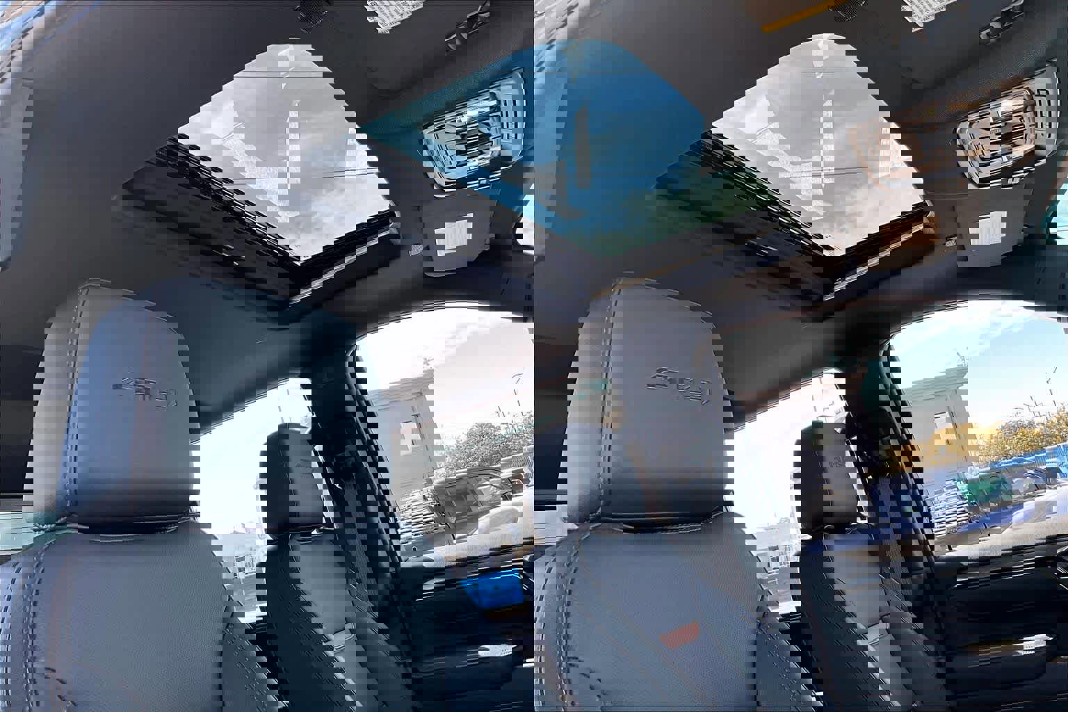 Used 2025 GMC Sierra 2500 AT4 w/ AT4 Premium Plus Package image 14