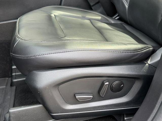 Certified 2023 Ford Explorer XLT w/ Equipment Group 202A image 27