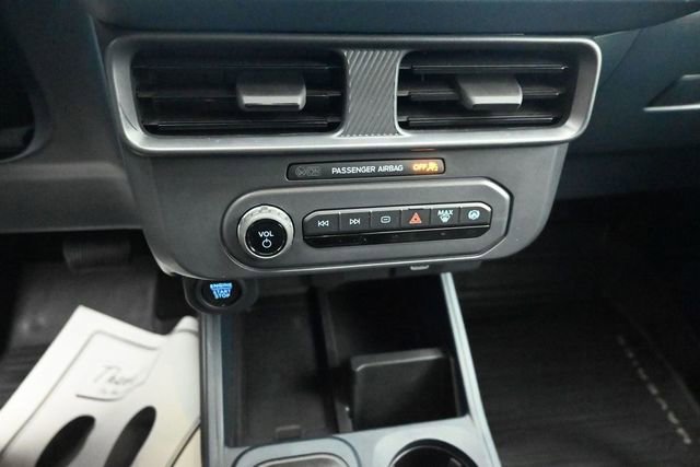 Certified 2025 Ford Maverick XLT w/ XLT Luxury Package AWD/4WD image 17