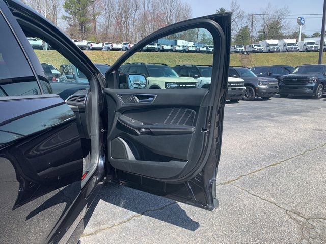 Certified 2022 Ford Edge ST image 14