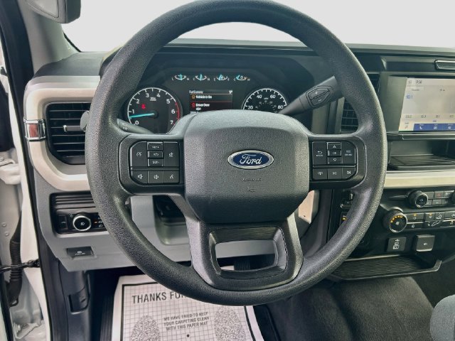 Certified 2025 Ford F250 XLT AWD/4WD image 16