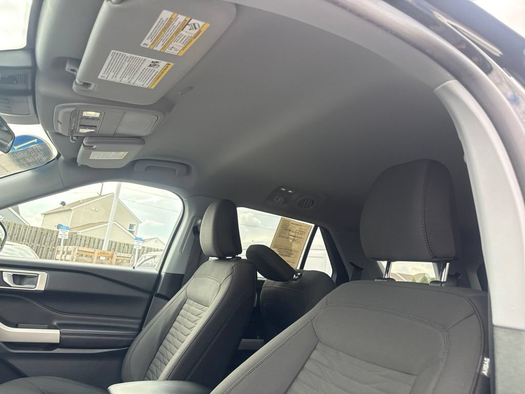 Certified 2021 Ford Explorer XLT AWD/4WD image 4