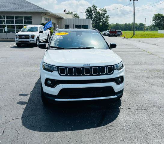 Used 2024 Jeep Compass Limited AWD/4WD image 7