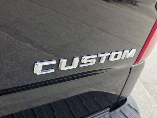 Used 2024 Chevrolet Silverado 1500 Custom Trail Boss AWD/4WD image 12