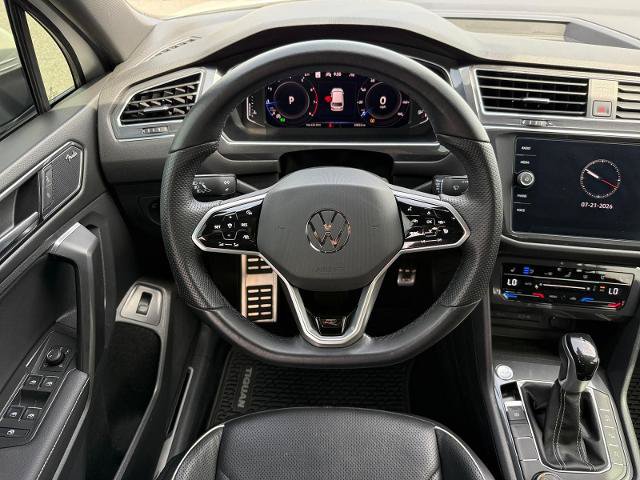 Used 2022 Volkswagen Tiguan SEL R-Line AWD/4WD image 15