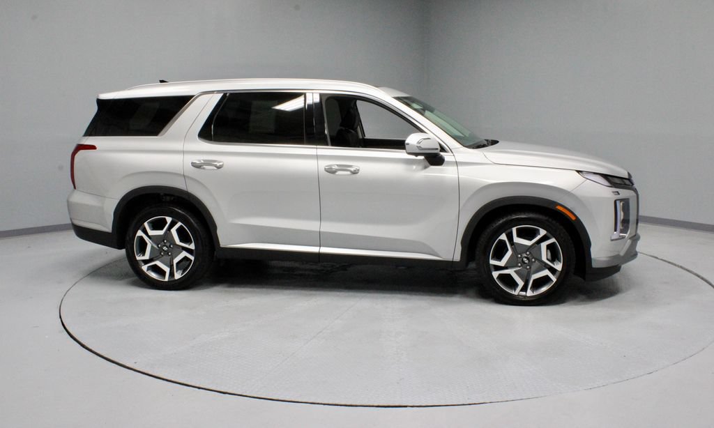 Used 2024 Hyundai Palisade SEL w/ Premium Package AWD/4WD image 12