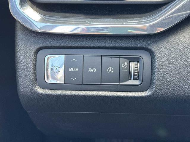 Used 2024 GMC Acadia Elevation AWD/4WD image 23