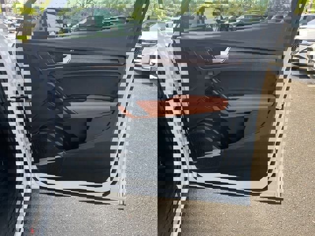 Used 2025 Audi Q5 2.0T Premium Plus image 23