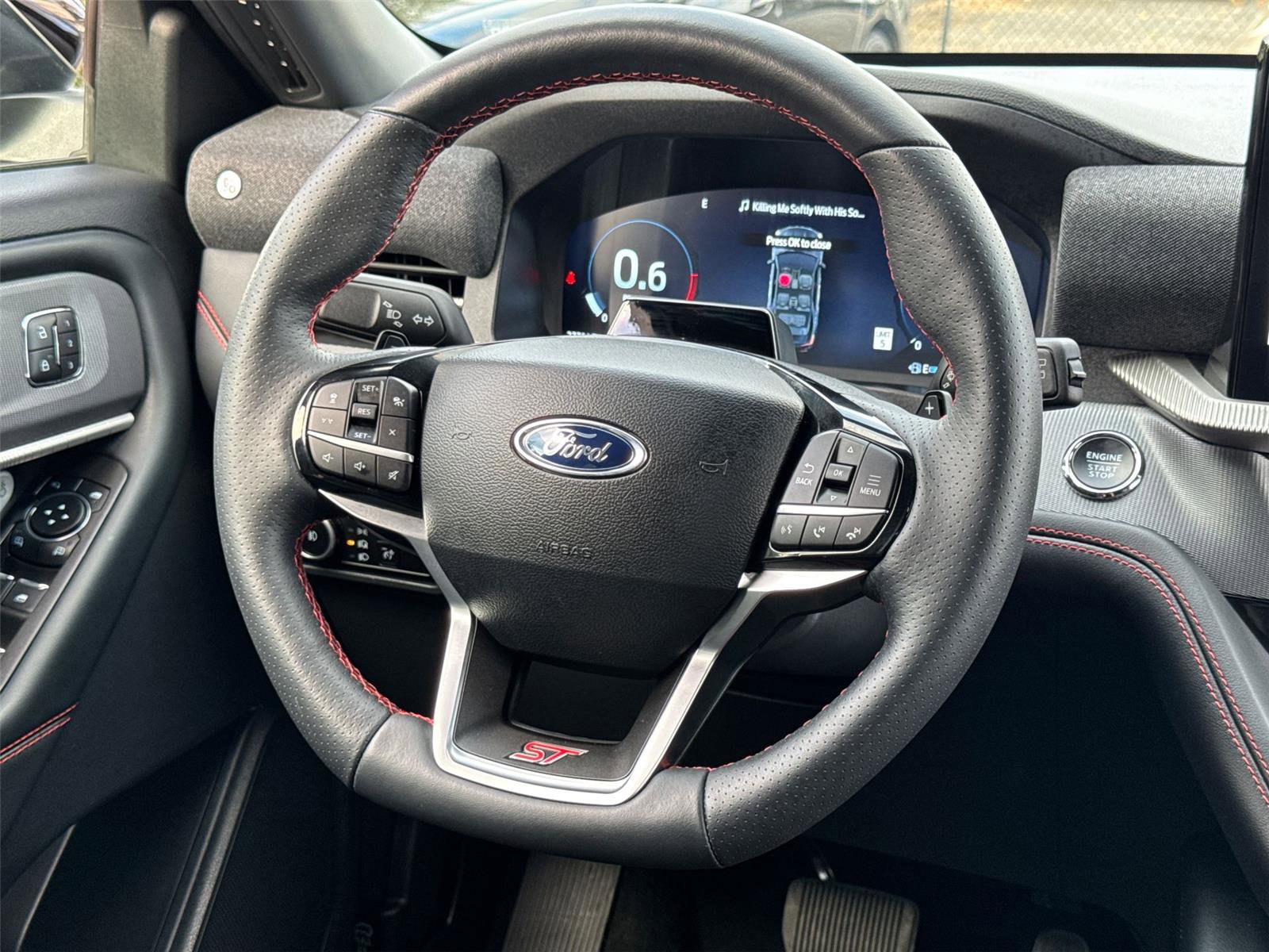 Certified 2025 Ford Explorer ST AWD/4WD image 24