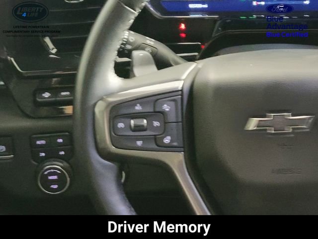 Used 2023 Chevrolet Silverado 1500 ZR2 w/ Technology Package image 28