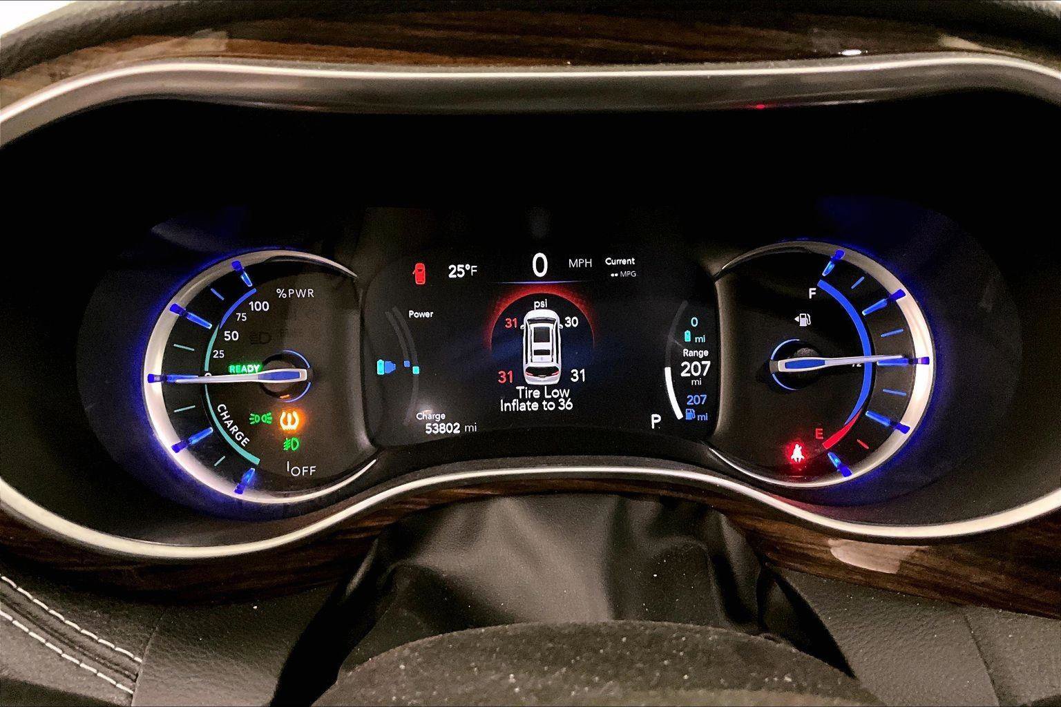 Used 2022 Chrysler Pacifica Limited image 19