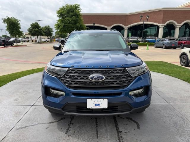 Certified 2023 Ford Explorer XLT w/ Equipment Group 202A image 5