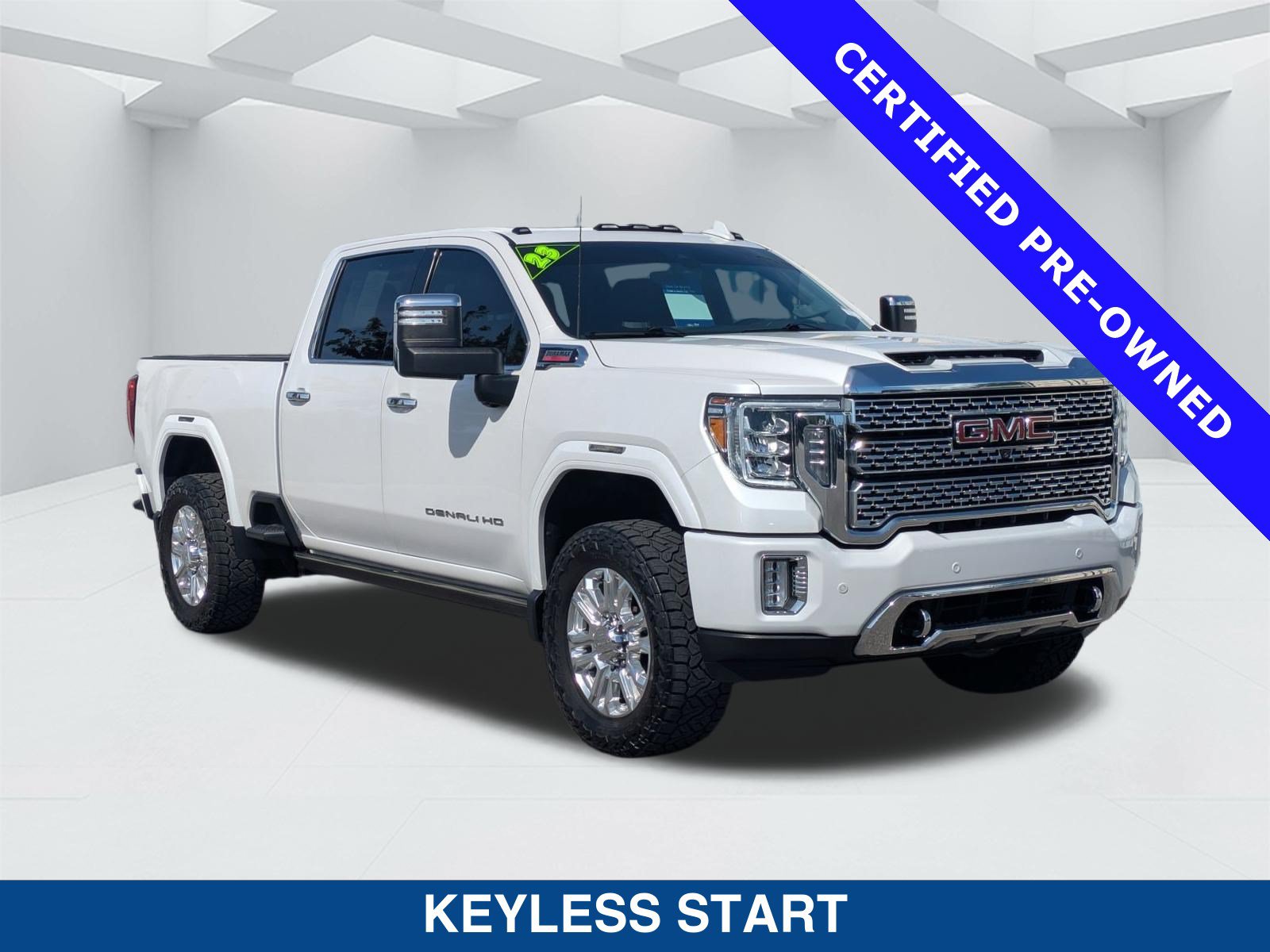 Used 2023 GMC Sierra 2500 Denali w/ Denali Ultimate Package AWD/4WD image 3