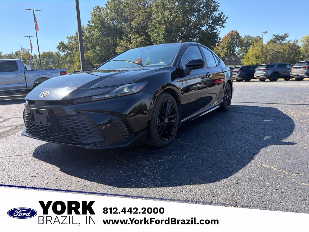 Used 2025 Toyota Camry SE