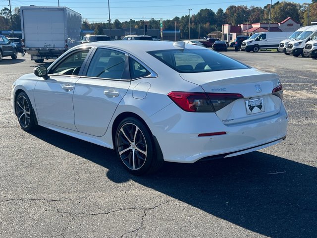 Used 2024 Honda Civic Touring image 3