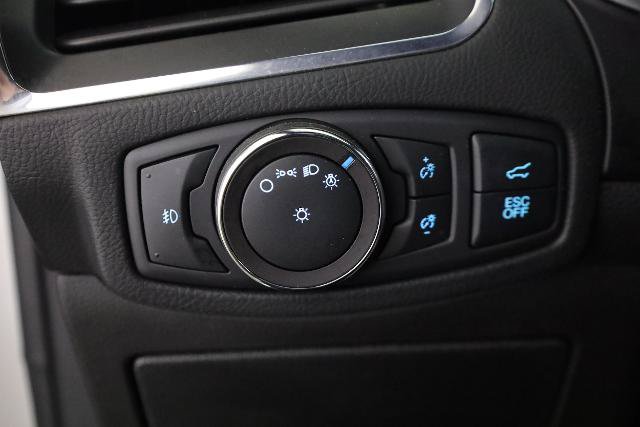 Certified 2019 Ford Edge ST w/ Cold Weather Package AWD/4WD image 32