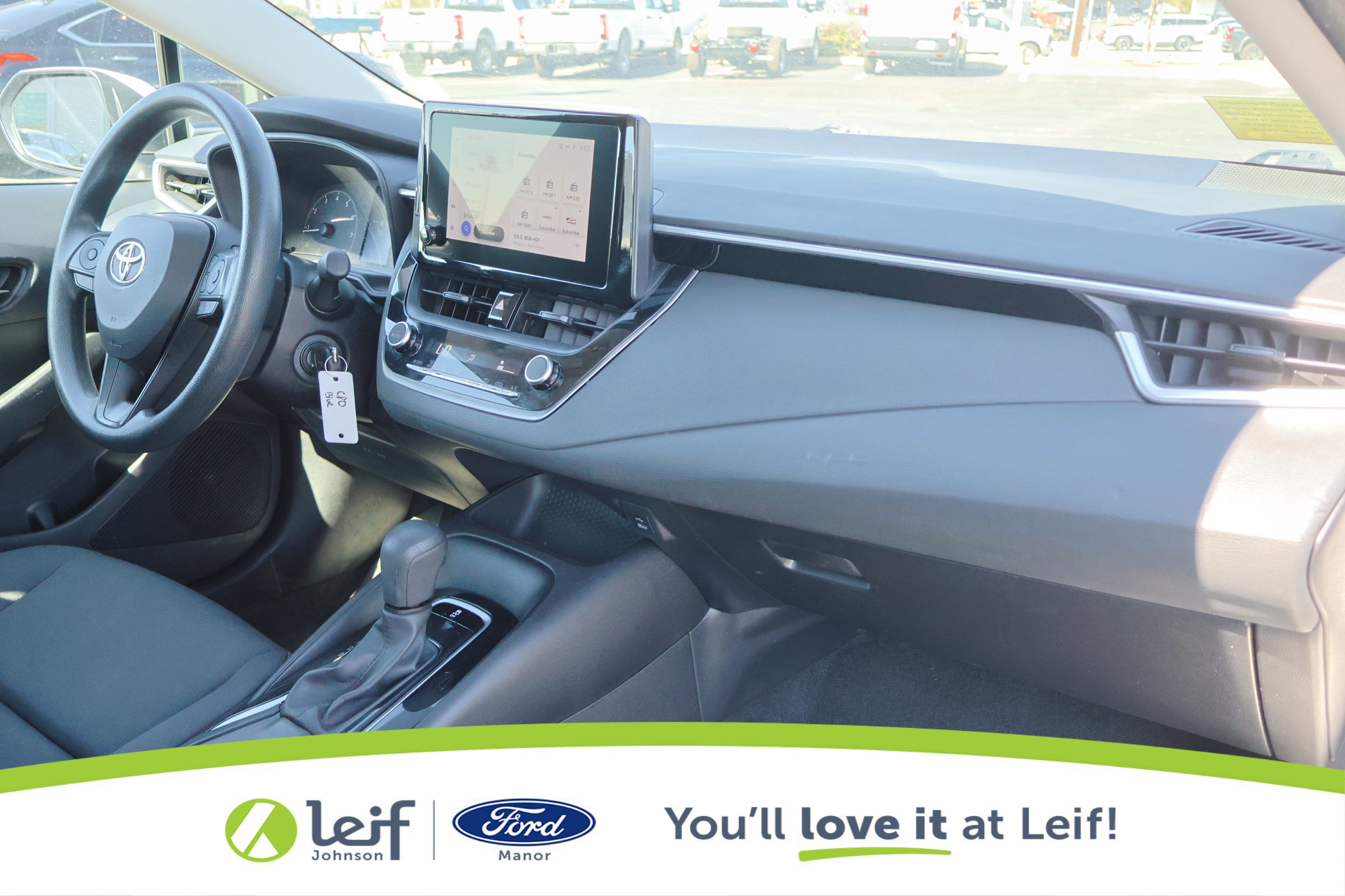 Used 2024 Toyota Corolla LE image 33