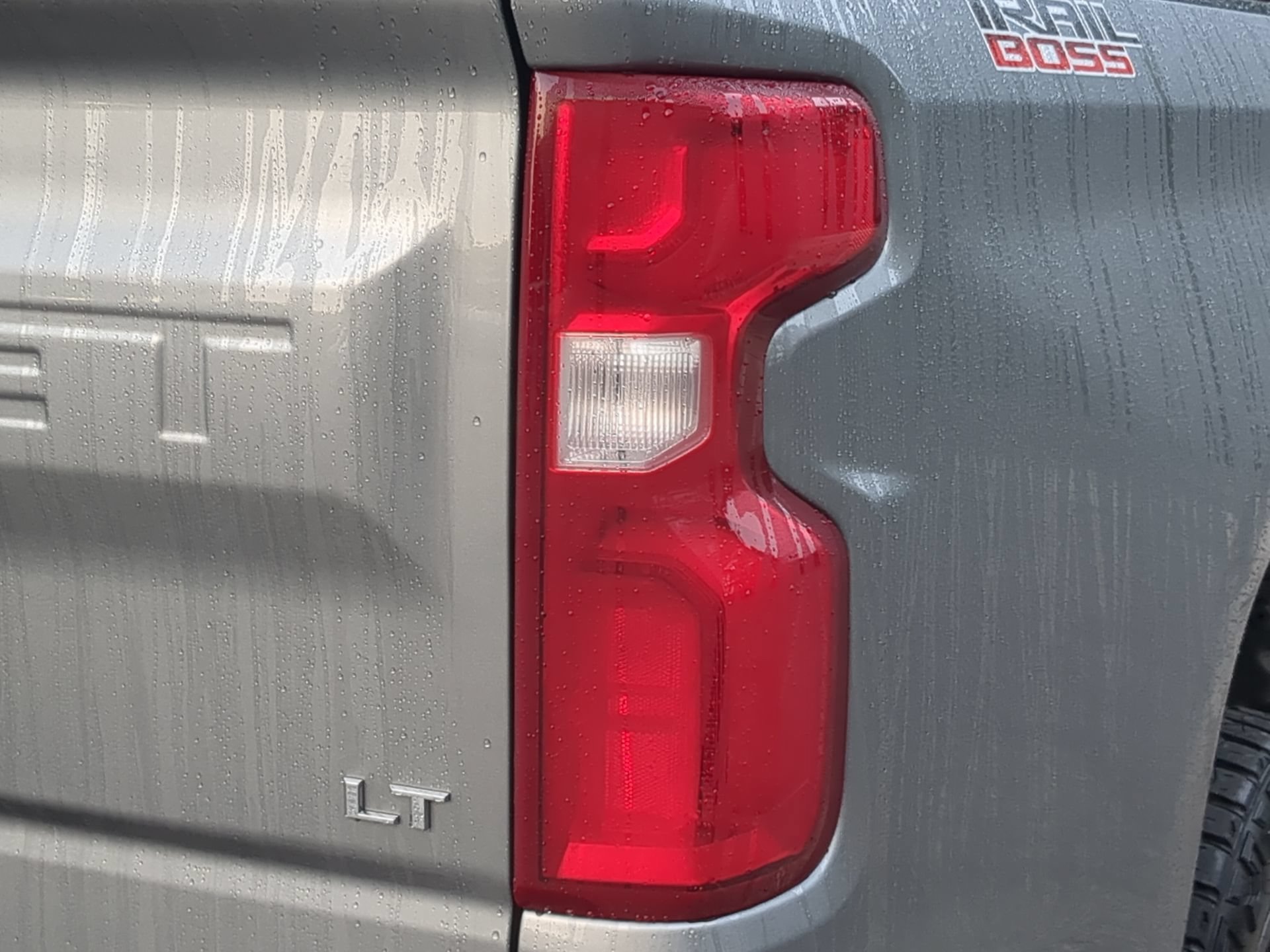 Used 2025 Chevrolet Silverado 1500 LT Trail Boss w/ Convenience Package II AWD/4WD image 45