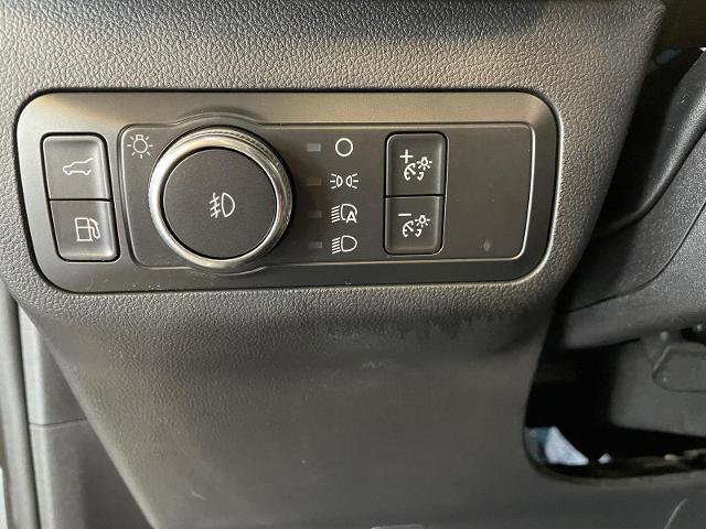 Certified 2020 Ford Escape Titanium w/ Titanium Premium Package 2.0 image 15