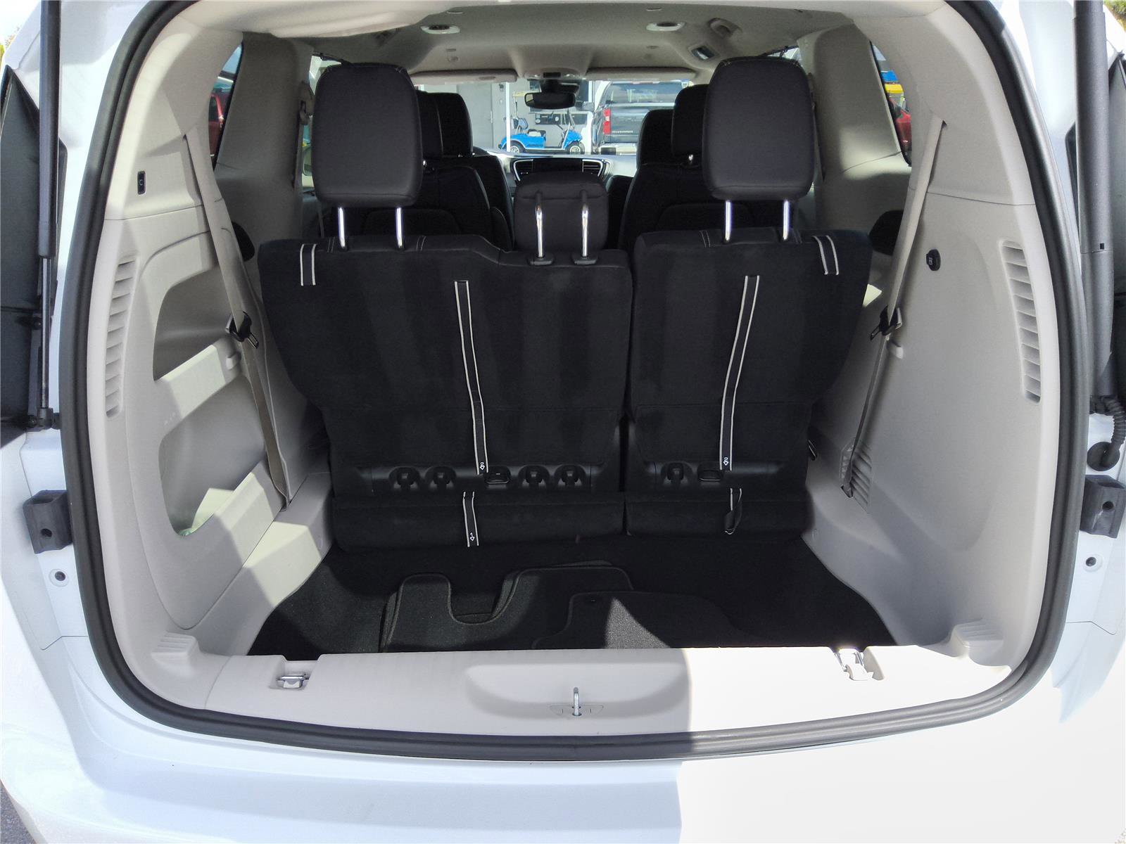 Used 2022 Chrysler Pacifica Touring-L AWD/4WD image 20