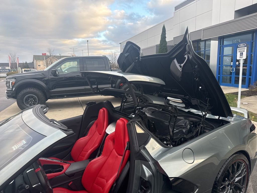 Used 2023 Chevrolet Corvette Stingray w/ Z51 Performance Package image 51