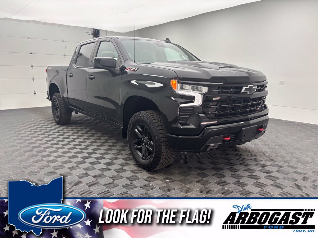 Used 2024 Chevrolet Silverado 1500 LT Trail Boss AWD/4WD image 1