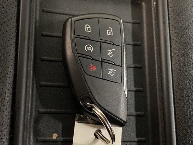 Used 2021 GMC Yukon XL SLT w/ Rear Media and Nav Package AWD/4WD image 28